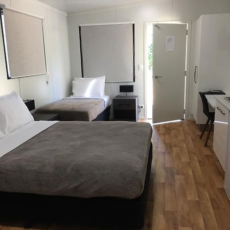 Crystal Creek Caravan Park Hotel Mutarnee ภายนอก รูปภาพ