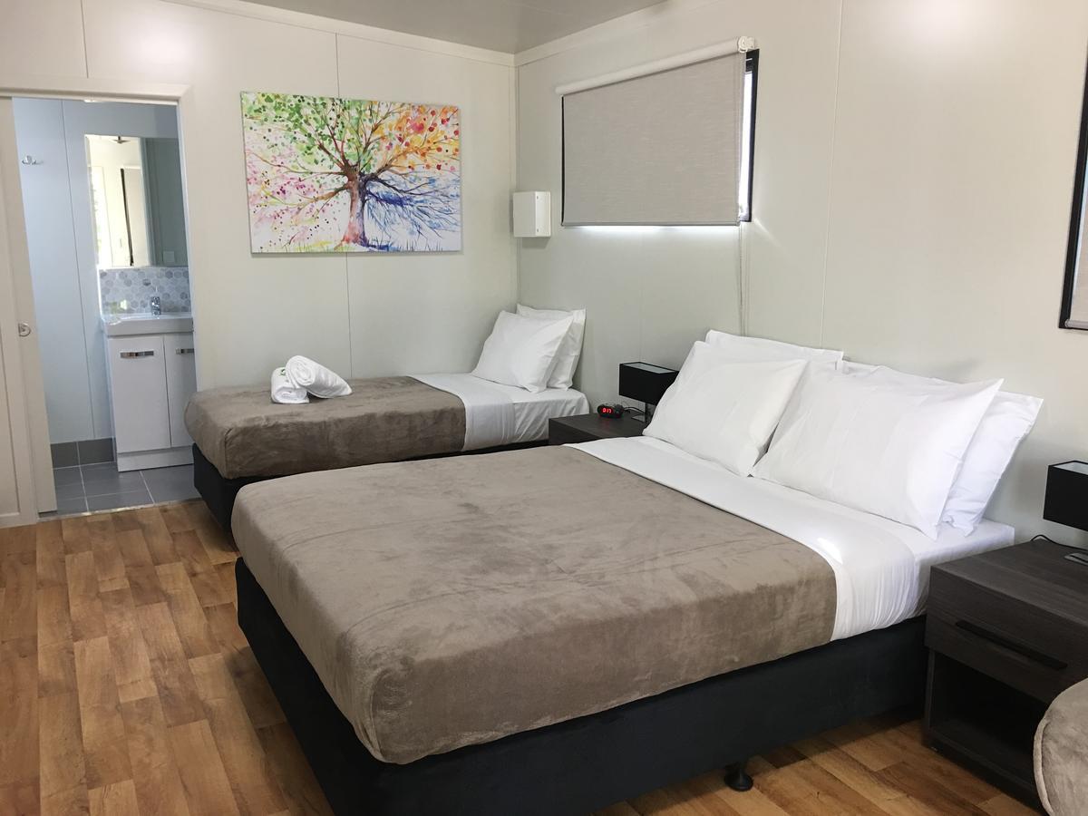Crystal Creek Caravan Park Hotel Mutarnee ภายนอก รูปภาพ